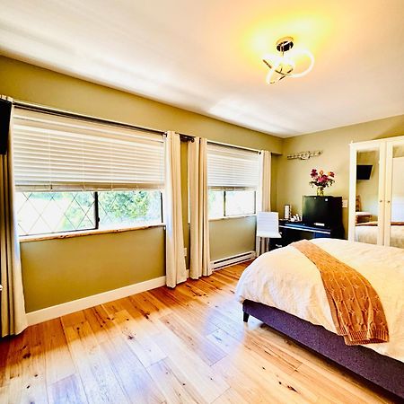 Oceanside Manor - Golf Course View Bed & Breakfast Qualicum Beach Luaran gambar