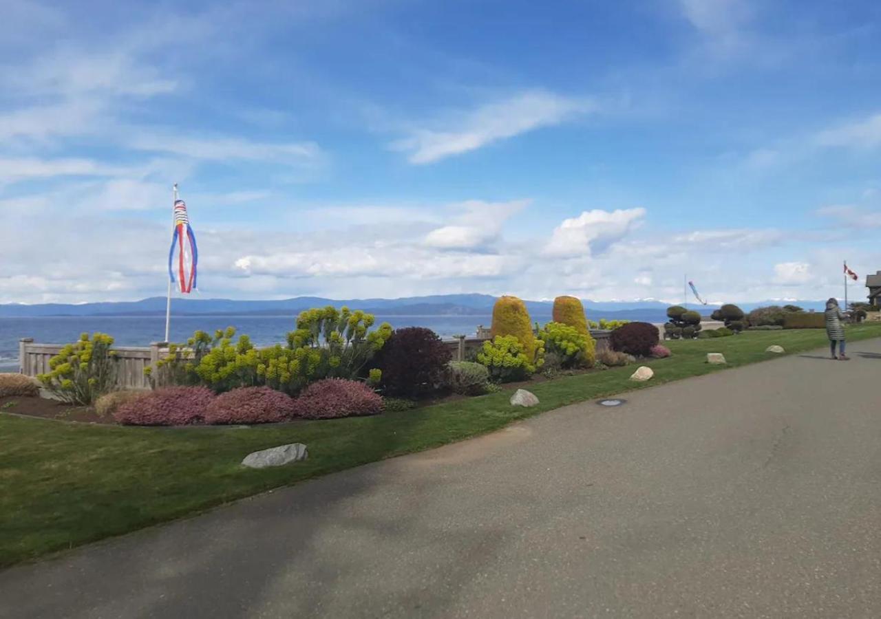 Oceanside Manor - Golf Course View Bed & Breakfast Qualicum Beach Luaran gambar