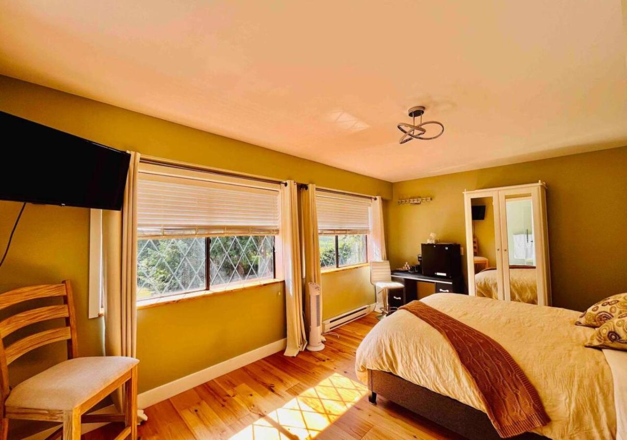 Oceanside Manor - Golf Course View Bed & Breakfast Qualicum Beach Luaran gambar