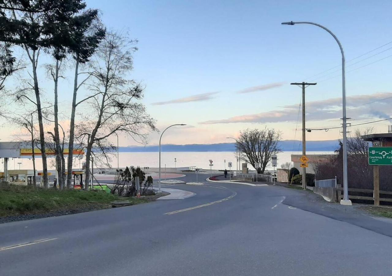 Oceanside Manor - Golf Course View Bed & Breakfast Qualicum Beach Luaran gambar